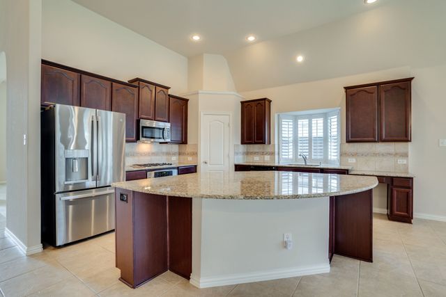 7747 Ivanhoe Drive, Frisco, TX 75034