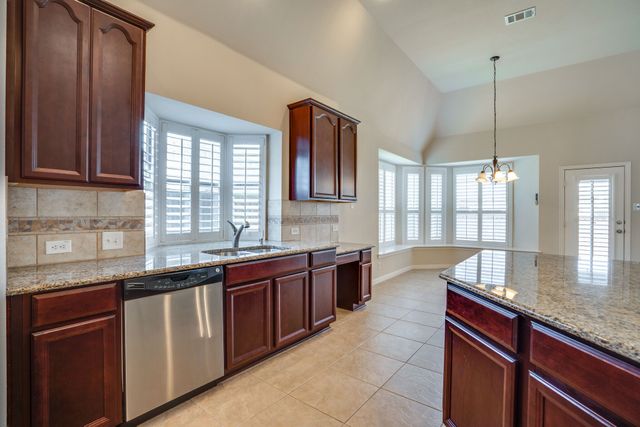 7747 Ivanhoe Drive, Frisco, TX 75034