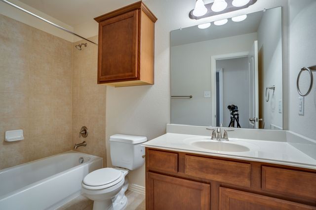 7747 Ivanhoe Drive, Frisco, TX 75034