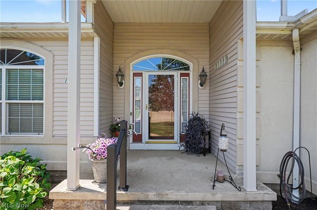 11547 Grand Valley Drive NW, Uniontown, OH 44685