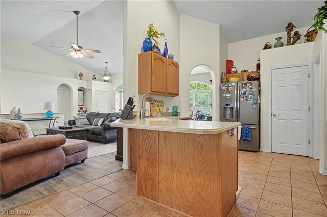 11547 Grand Valley Drive NW, Uniontown, OH 44685