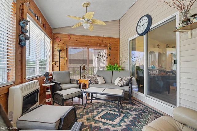 11547 Grand Valley Drive NW, Uniontown, OH 44685