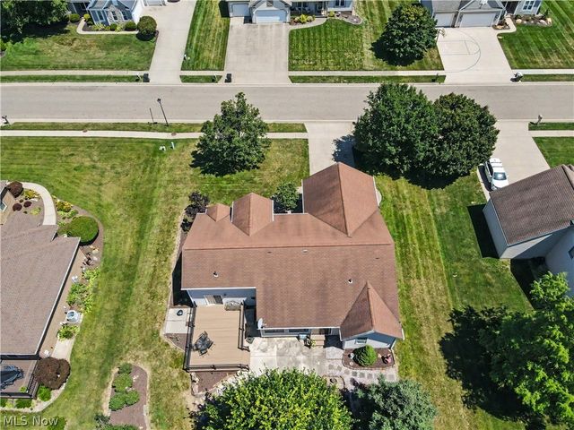 11547 Grand Valley Drive NW, Uniontown, OH 44685