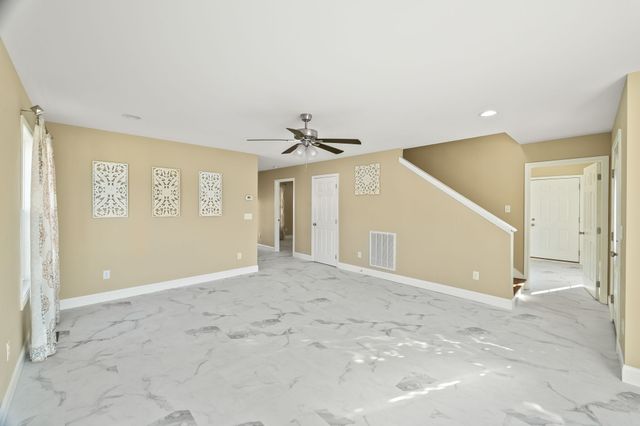 1805 Birdie Ct, Cookeville, TN 38506