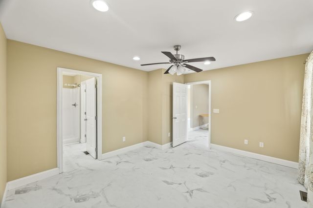 1805 Birdie Ct, Cookeville, TN 38506