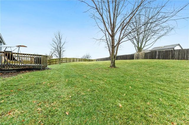 1128 N Mohican Court, Independence, MO 64056