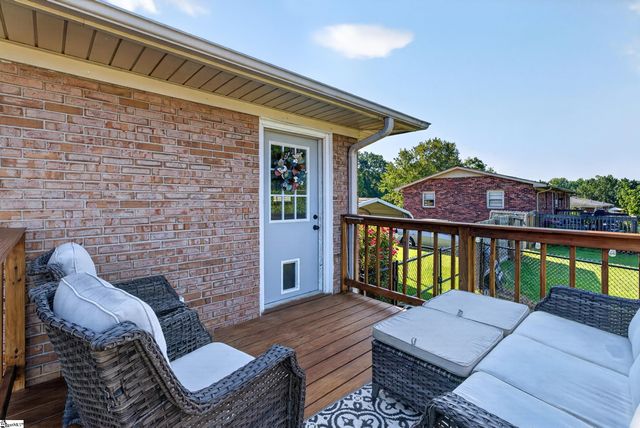230 Clearview Heights, Boiling Springs, SC 29316