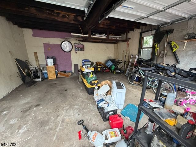 471 20Th Ave, Paterson City, NJ 07513