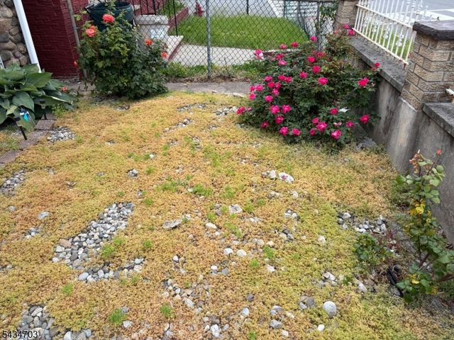 471 20Th Ave, Paterson City, NJ 07513