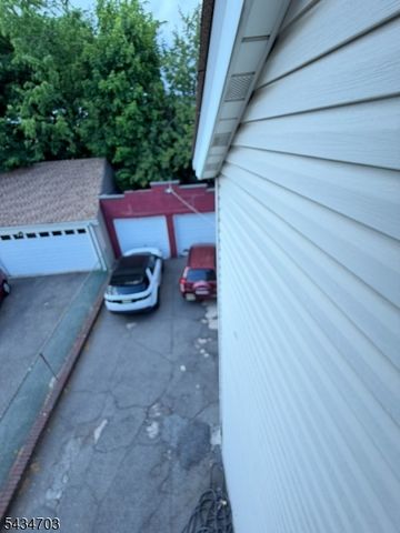 471 20Th Ave, Paterson City, NJ 07513