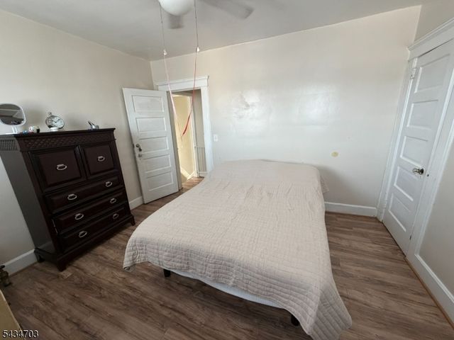 471 20Th Ave, Paterson City, NJ 07513