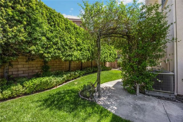 17887 Mariposa Avenue, Yorba Linda, CA 92886