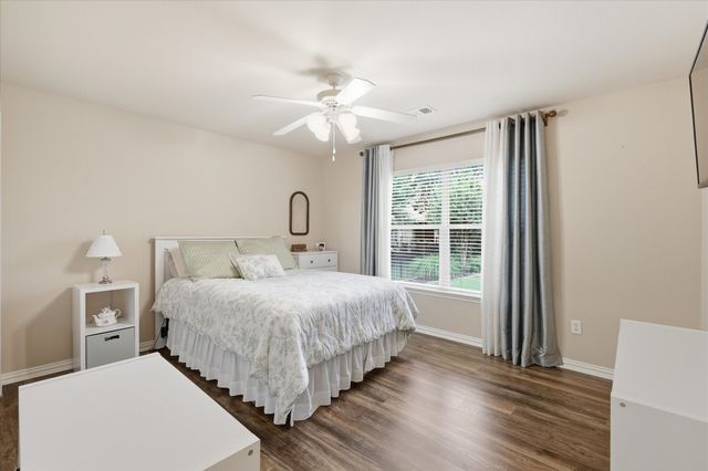 10413 Belvedere Drive, Denton, TX 76207