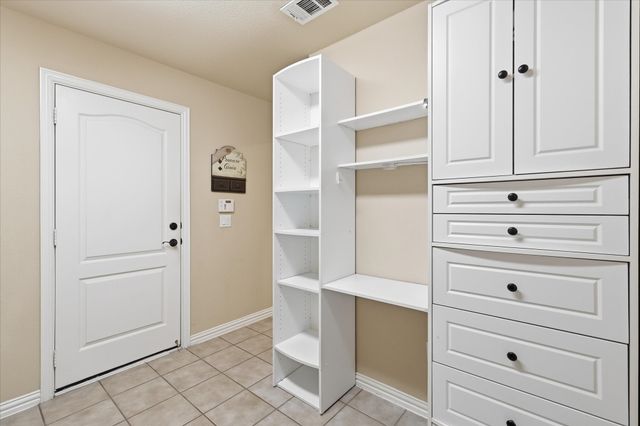 10413 Belvedere Drive, Denton, TX 76207