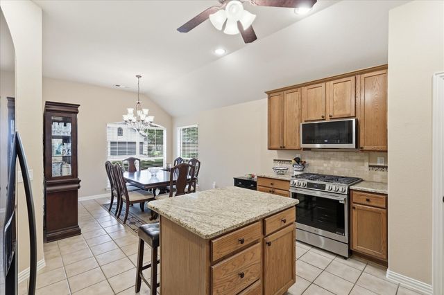 10413 Belvedere Drive, Denton, TX 76207