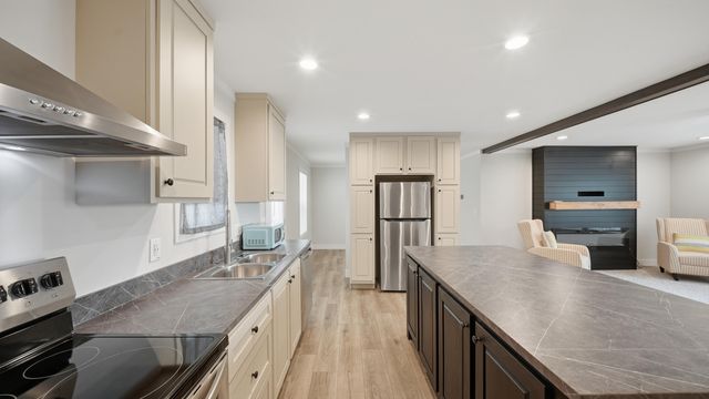 77 Plum Lane, Ringgold, GA 30736