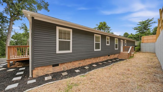 77 Plum Lane, Ringgold, GA 30736