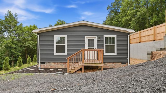 77 Plum Lane, Ringgold, GA 30736