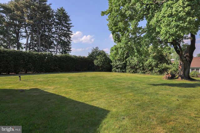 730 PILGRIM AVE, Lawrenceville, NJ 08648