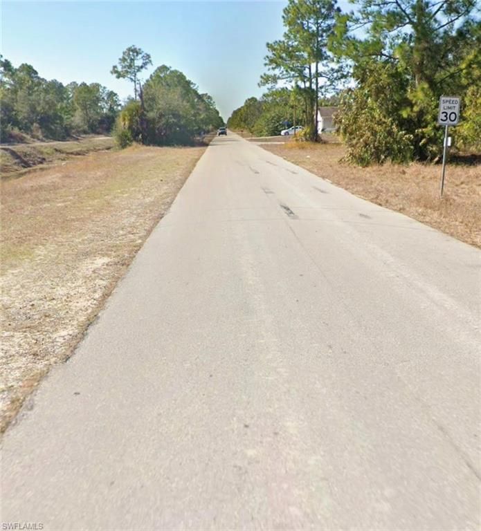 305 E 8th ST, LEHIGH ACRES, FL 33972 — photo 4