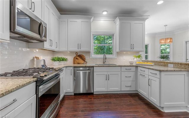 928 Hurds RD, Virginia Beach, VA 23452