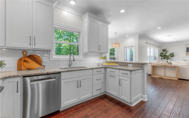928 Hurds RD, Virginia Beach, VA 23452