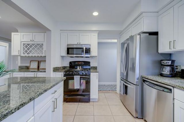 4752 York Avenue S, Minneapolis, MN 55410