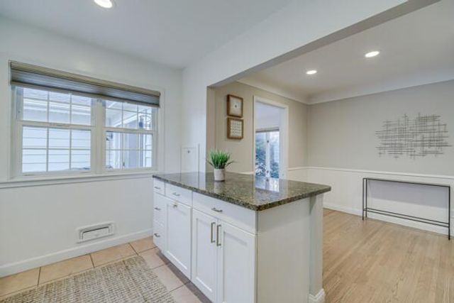 4752 York Avenue S, Minneapolis, MN 55410