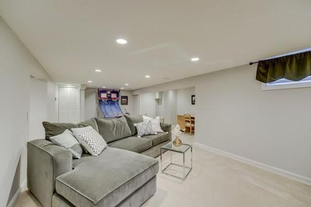 4752 York Avenue S, Minneapolis, MN 55410