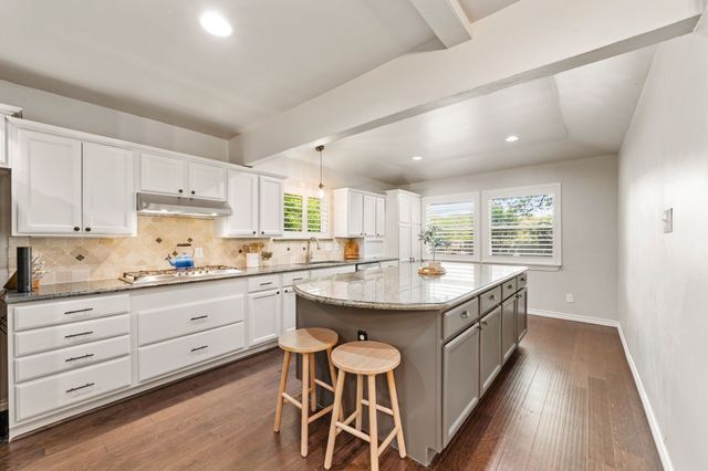 728 Cimarron Trail, Southlake, TX 76092