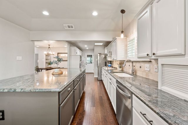 728 Cimarron Trail, Southlake, TX 76092