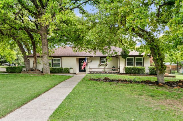 728 Cimarron Trail, Southlake, TX 76092