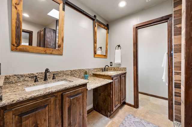 728 Cimarron Trail, Southlake, TX 76092