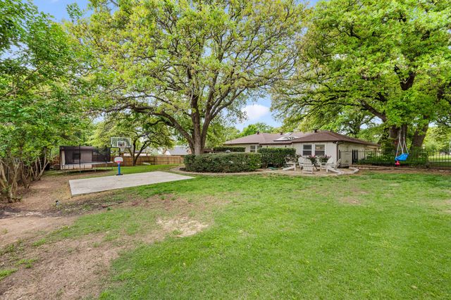 728 Cimarron Trail, Southlake, TX 76092