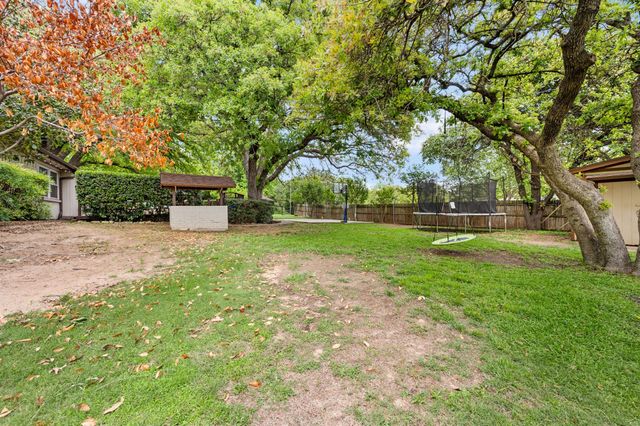 728 Cimarron Trail, Southlake, TX 76092