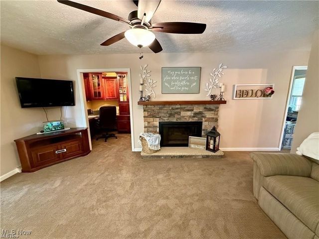 7455 Brushmore Avenue NW, North Canton, OH 44720