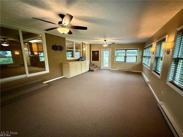 7455 Brushmore Avenue NW, North Canton, OH 44720