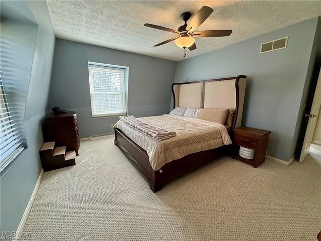 7455 Brushmore Avenue NW, North Canton, OH 44720