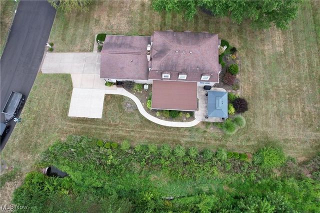 7455 Brushmore Avenue NW, North Canton, OH 44720