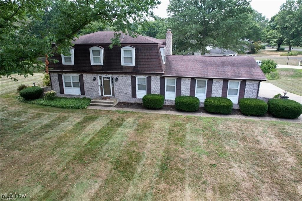 7455 Brushmore Avenue NW, North Canton, OH 44720