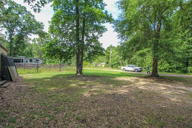 164 Tom, Livingston, TX 77351