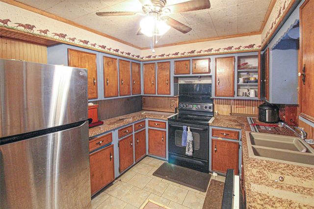 164 Tom, Livingston, TX 77351