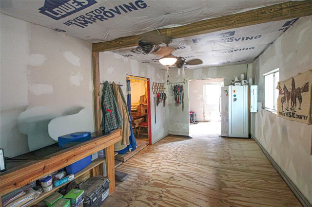 164 Tom, Livingston, TX 77351