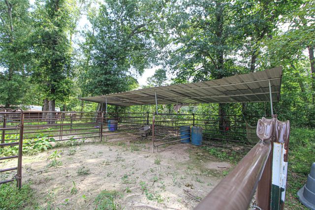 164 Tom, Livingston, TX 77351