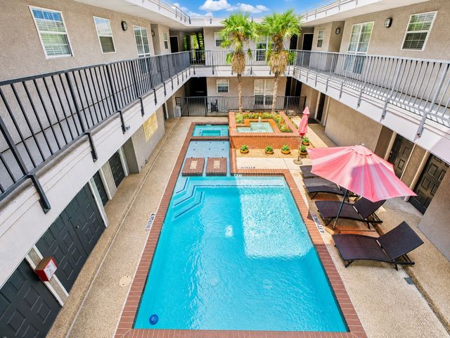 4303 Buena Vista Street 202, Dallas, TX 75205
