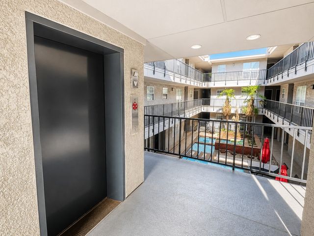 4303 Buena Vista Street 202, Dallas, TX 75205