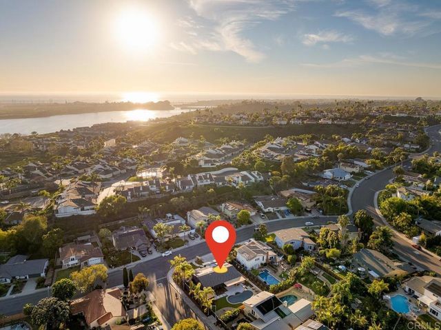 1860 Valencia Avenue, Carlsbad, CA 92008