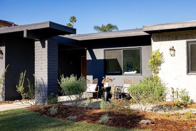 1860 Valencia Avenue, Carlsbad, CA 92008