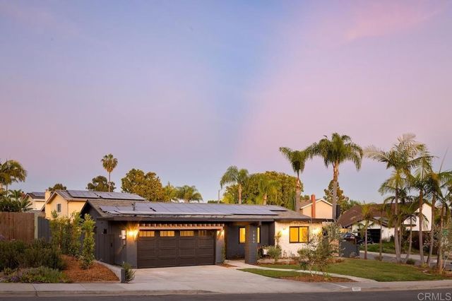 1860 Valencia Avenue, Carlsbad, CA 92008