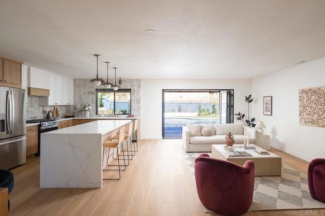 1860 Valencia Avenue, Carlsbad, CA 92008